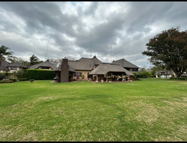 4 BEDROOM HOUSE FOR SALE IN BROEDERSTROOM